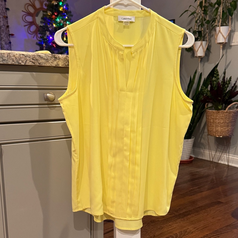 Calvin Klein Women's Yellow Sleeveless Blouse
